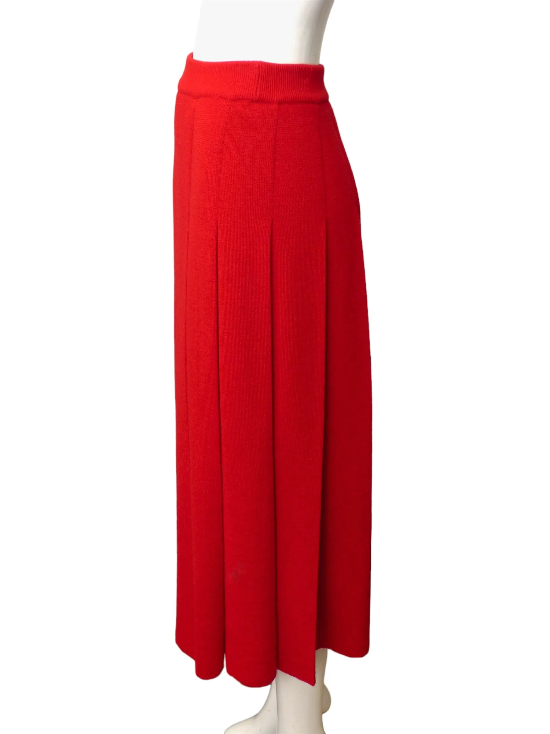 GUCCI-NWT Red & Ivory Wool Skirt, Size 2