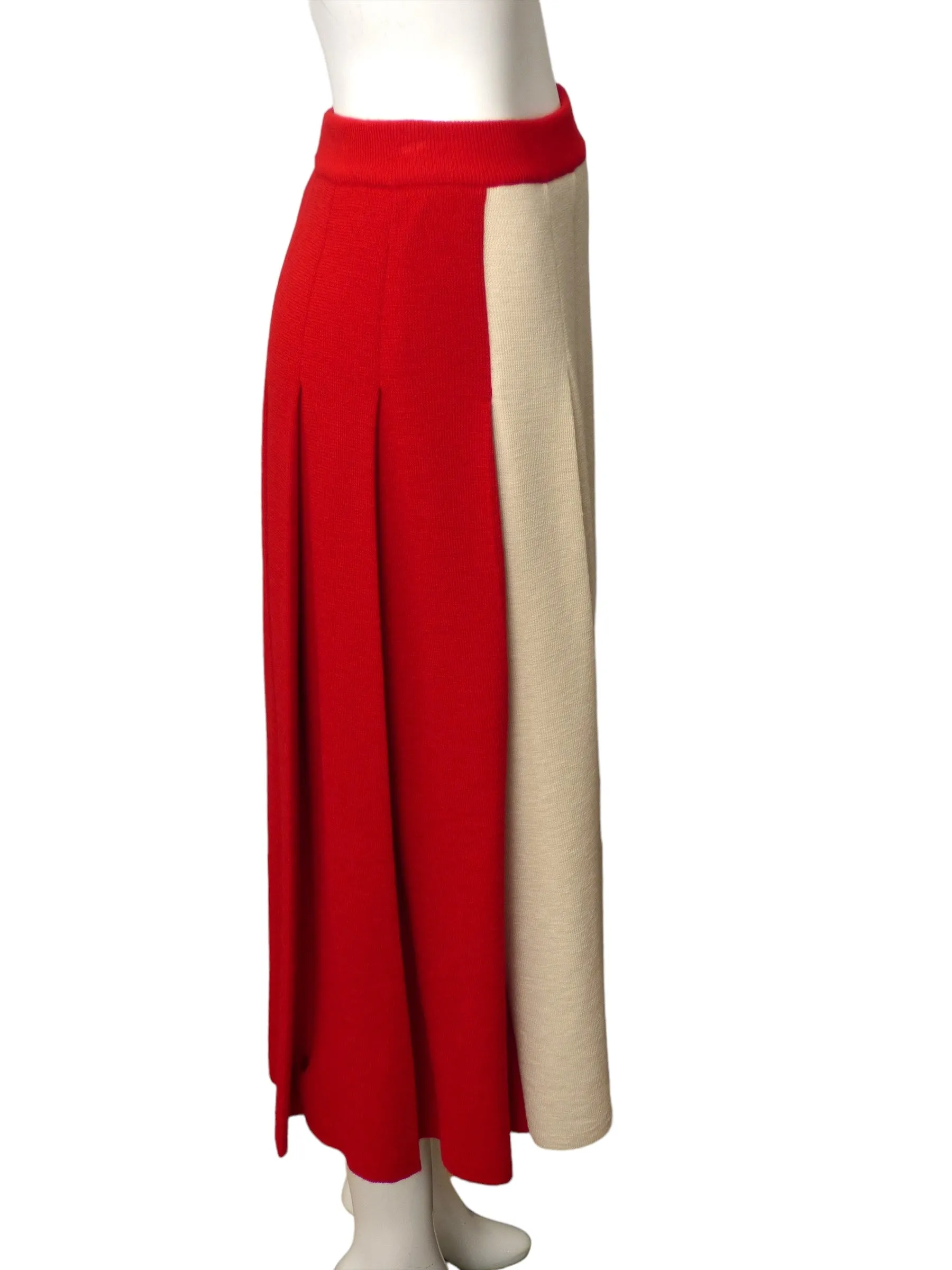 GUCCI-NWT Red & Ivory Wool Skirt, Size 2