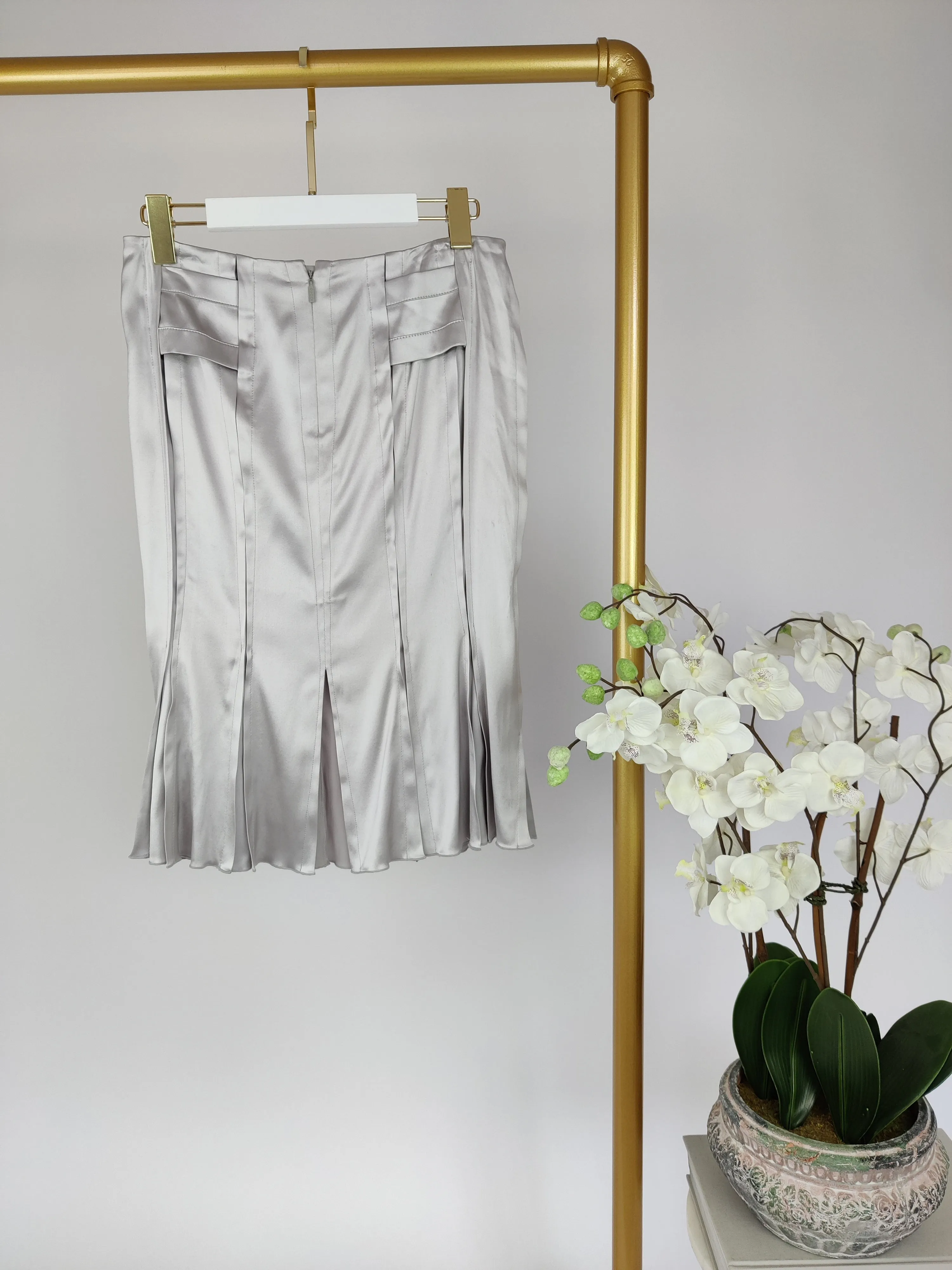 Gucci Silver Silk Pleated Hem Skirt Size IT 38 (UK 6)
