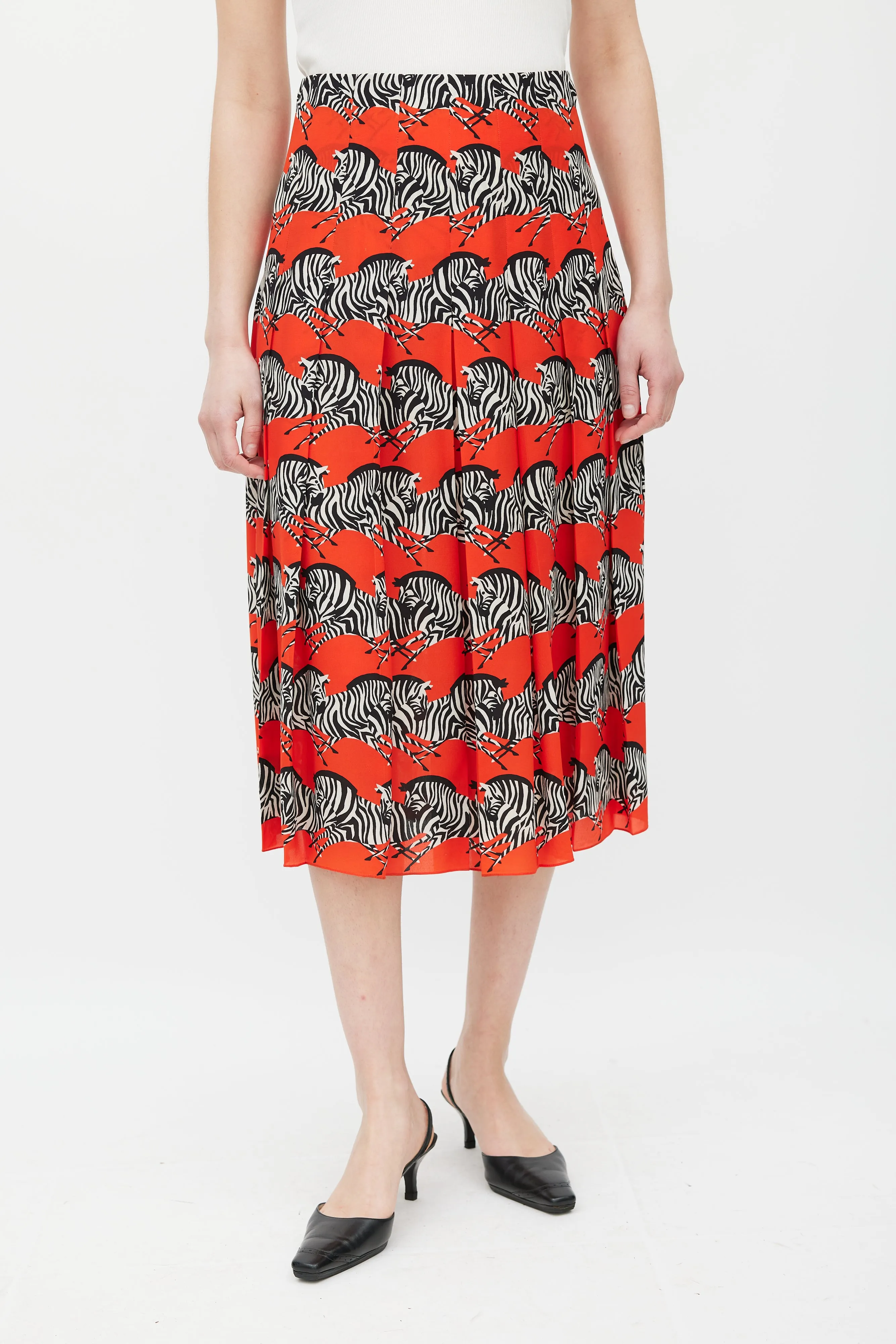 Red & Multicolour Silk Pleated Skirt